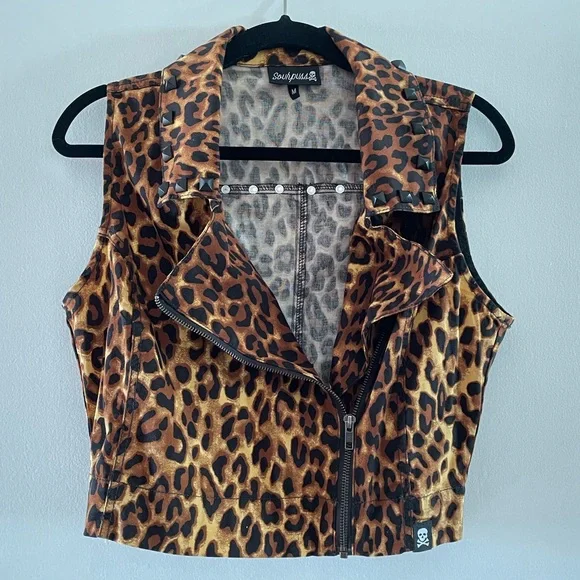 Sourpuss Leopard Print studded vest - Picture 3 of 5